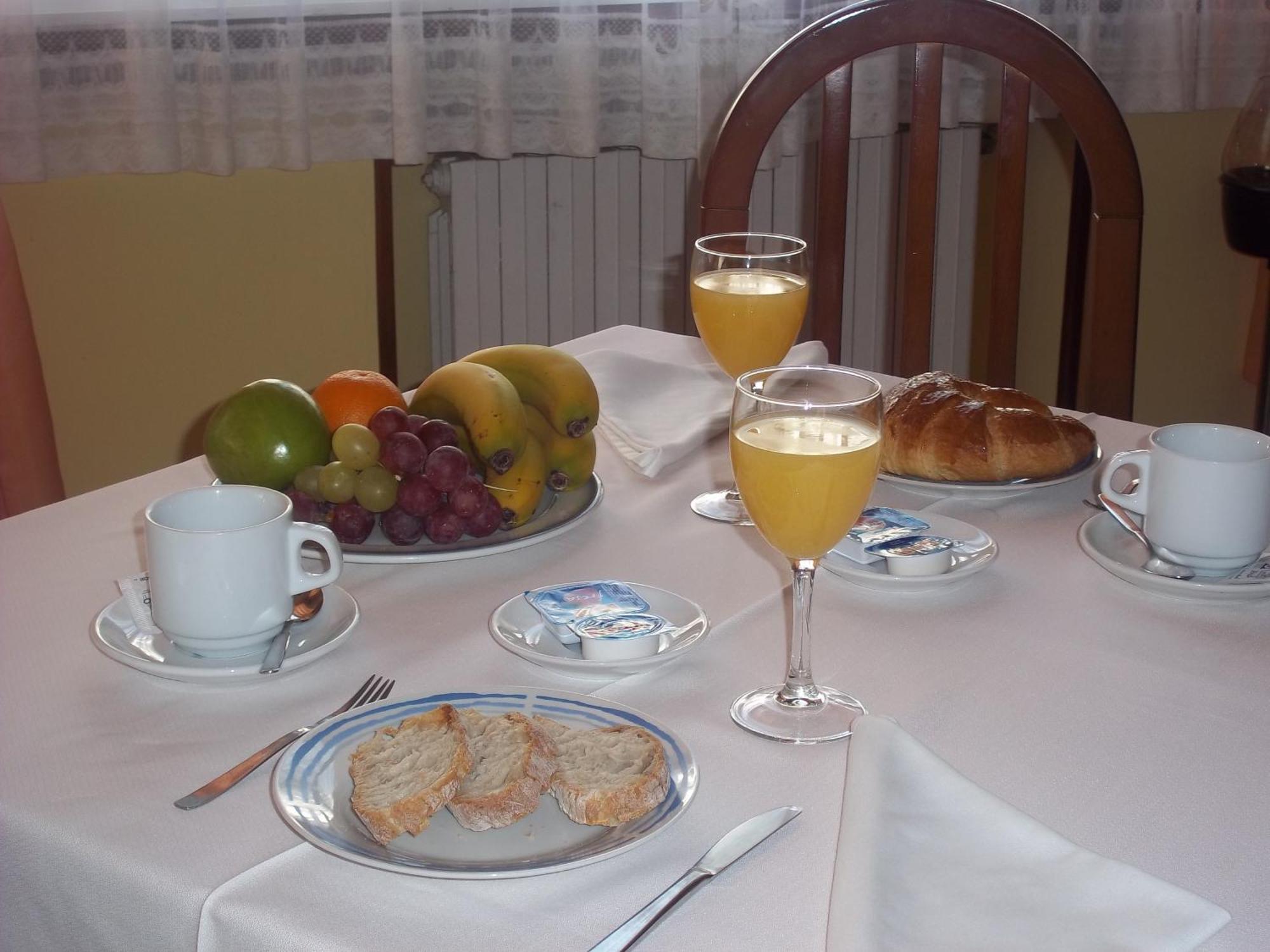 Hotel Suiza Arzua Ngoại thất bức ảnh